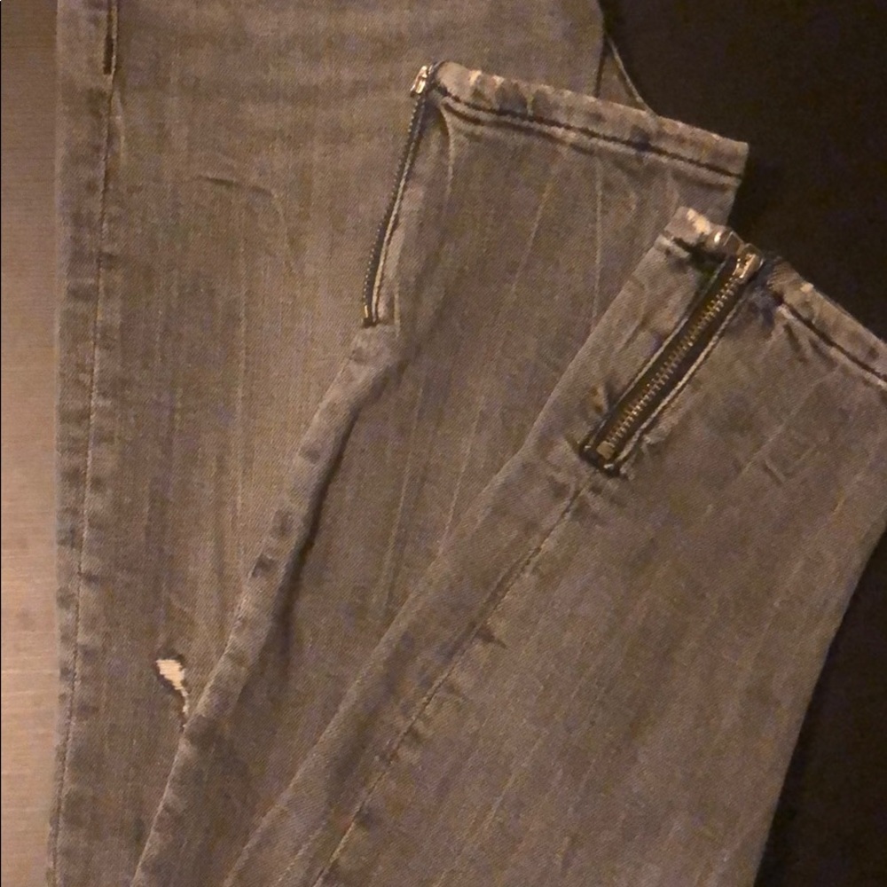 Zara - Picture 4 of 5